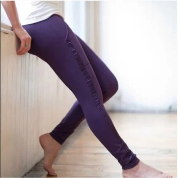 Lululemon Practice Daily Pant Deep Zinfandel - Picture 1 of 11